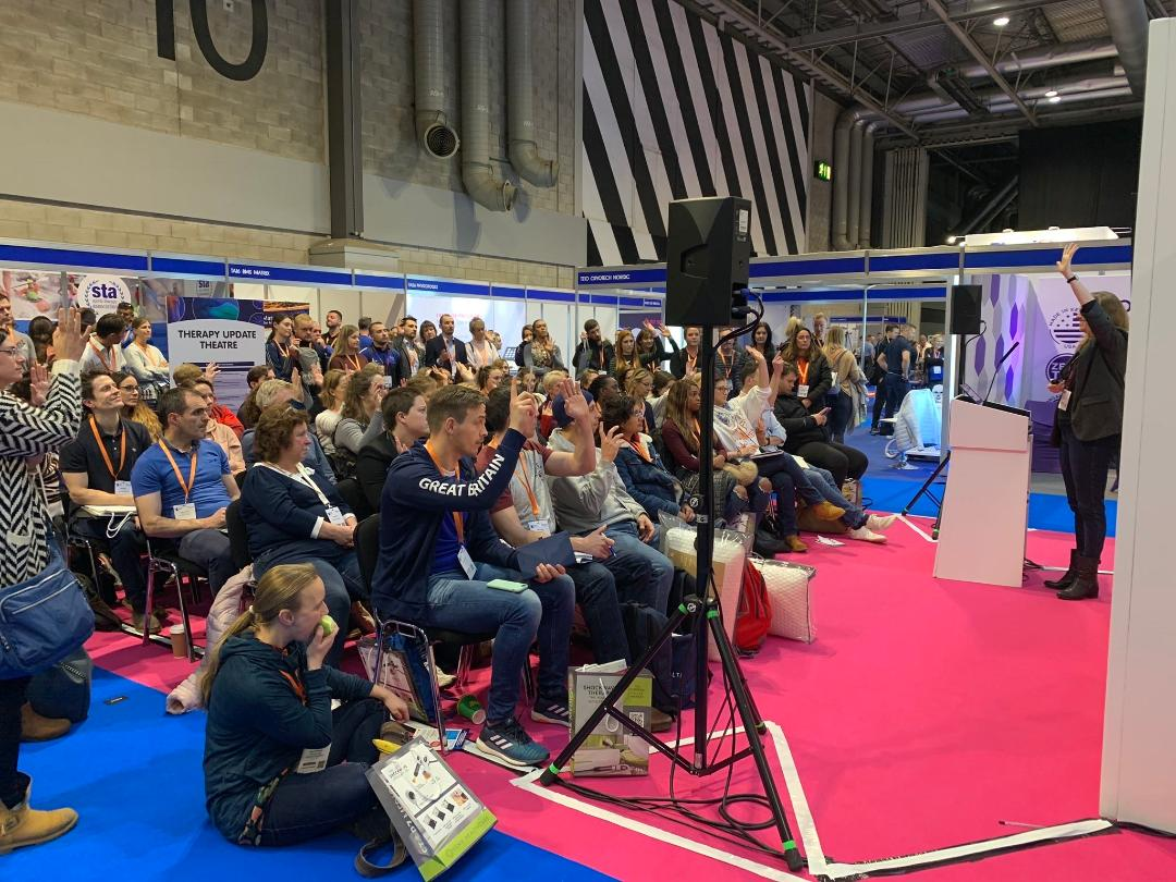 nicola-ellwood-therapy-expo-2019-sports-injury-fix-blog